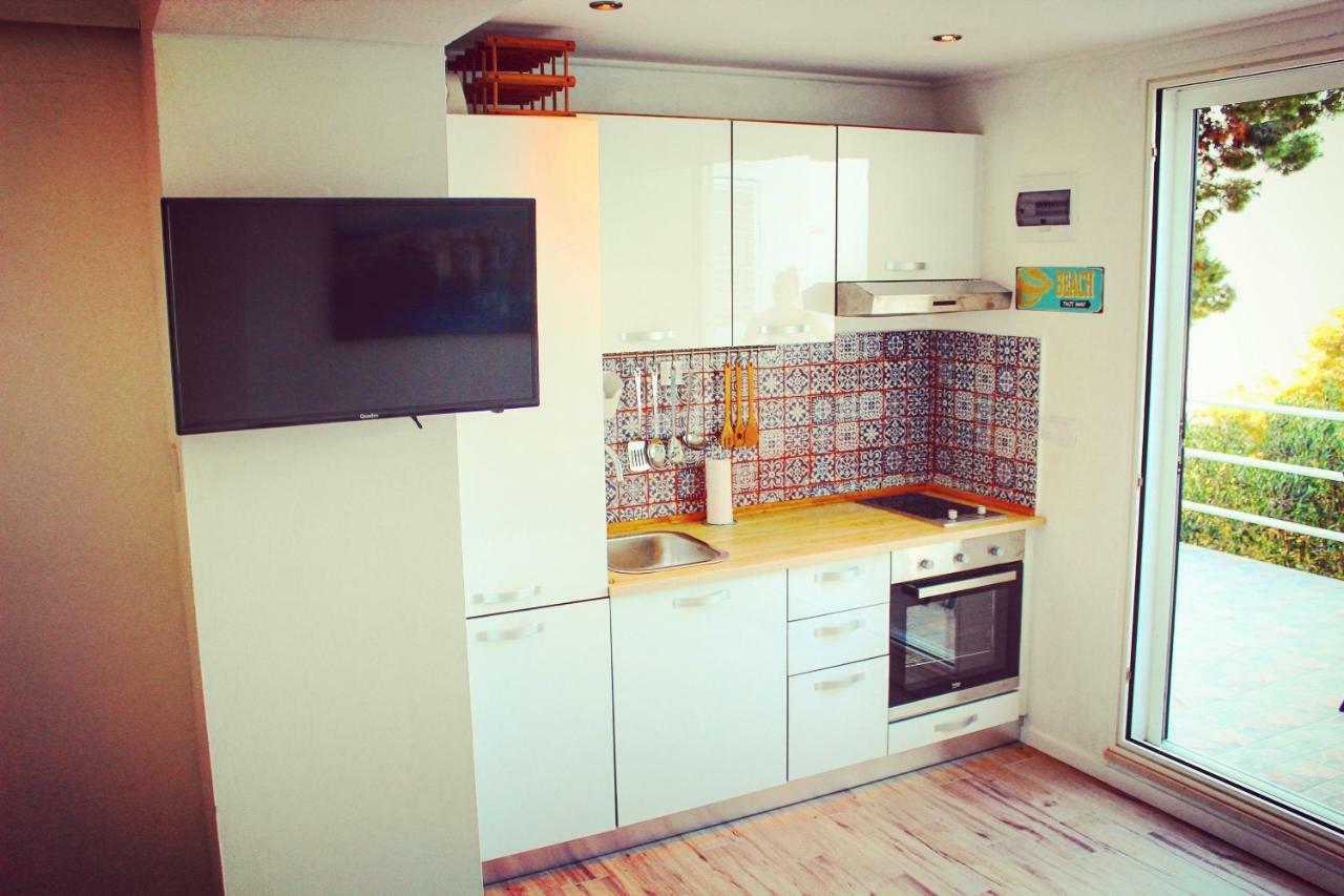 O Sole Apartment With Private Beach Donji Okrug  Extérieur photo